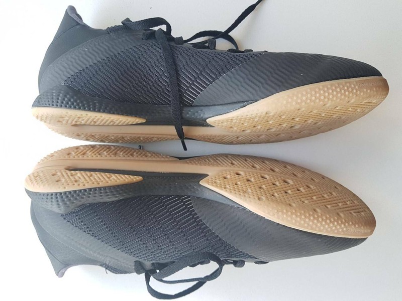 indoor soccer shoes size 8